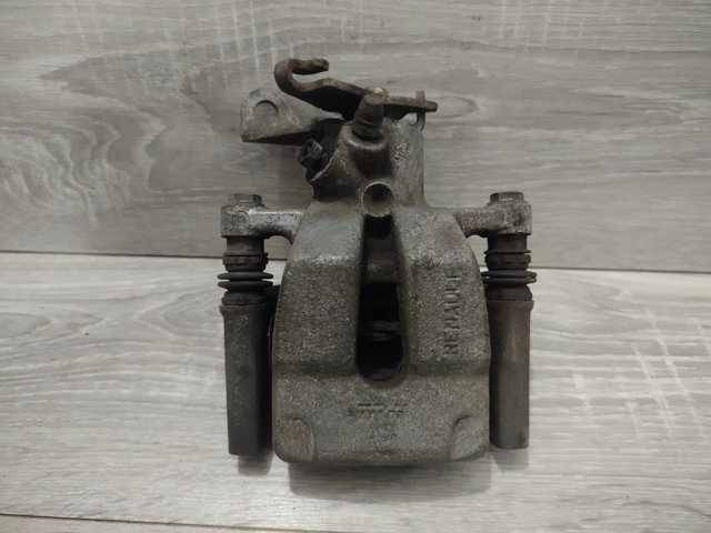 Задний левый суппорт 440119651R RENAULT