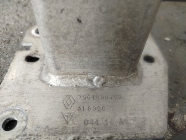 RENAULT 756100018R Усилитель бампера заднего в наличии Днепр