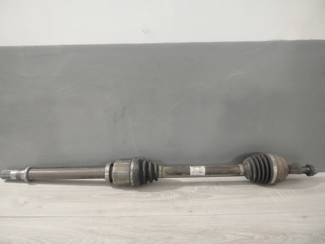 RENAULT 8200725511 Правая полуось в наличии Чернигов