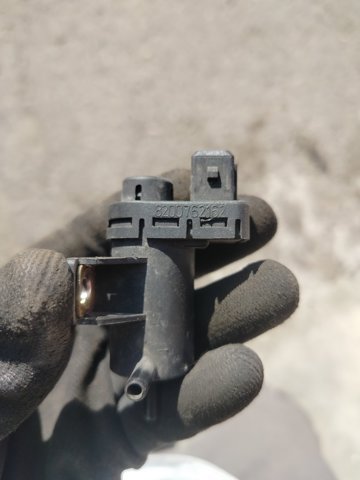 8200762162 RENAULT Клапан соленоид регулирования заслонки EGR купить в Павлоград
