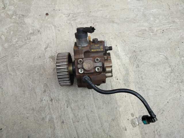 Насос топливный высокого давления (ТНВД) 8200779458 RENAULT