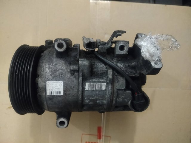 8200956574 RENAULT Компрессор кондиционера купить в Житомир