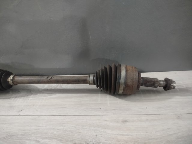 Вал привода, передний левый 8201353627 RENAULT