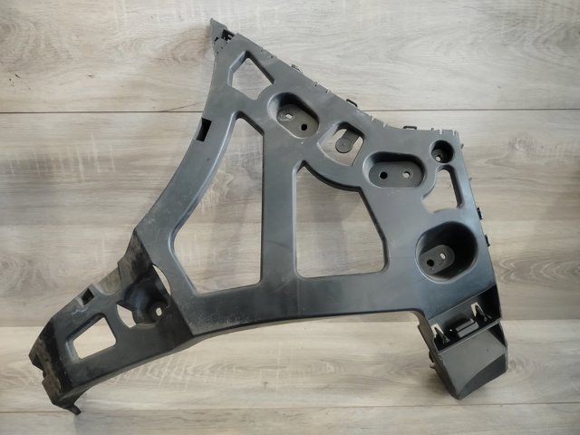 850420009R RENAULT Кронштейн бампера заднего левый купить в Ужгород
