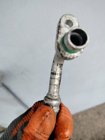 924900018R RENAULT Шланг кондиционера, от компрессора к радиатору купить в Кривой Рог