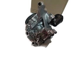 Насос маслозакачивающий 04L145208AA VAG