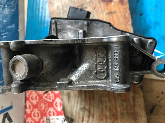 Заслонка воздушная Ауди А6 C7