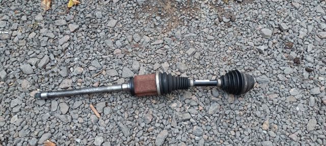 Полуось передняя, правая 31607605512 BMW