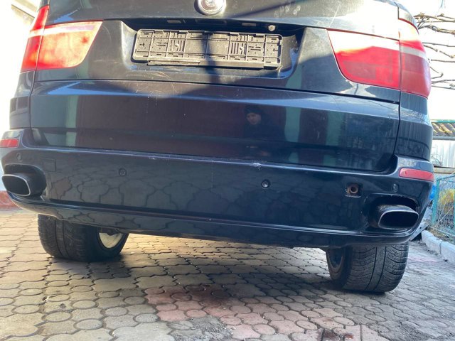 Задний бампер 51127178280 BMW