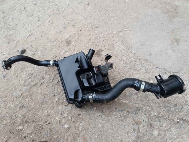 Сепаратор картера LR003188 LAND ROVER