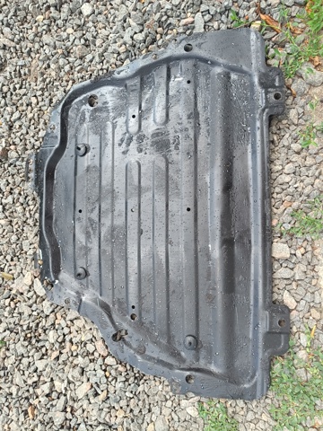 Защита поддона двигателя LR005640 LAND ROVER