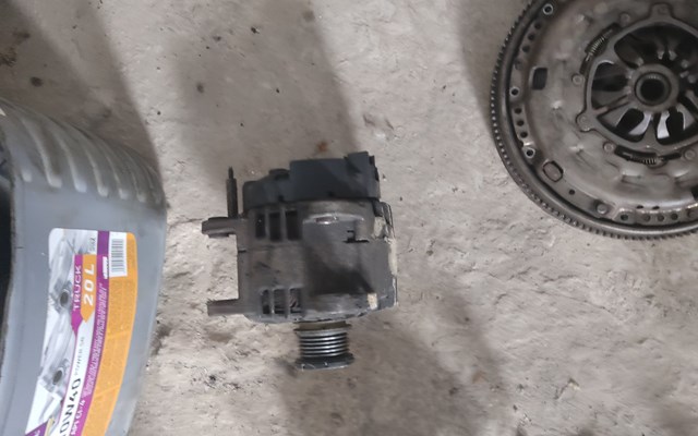 VAG 03L903023P Генератор в наличии Чернигов