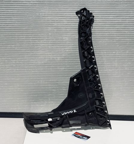 Направляющая заднего бампера, правая 2138850263 MERCEDES