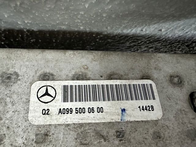 Охладитель наддувочного воздуха A0995000600 MERCEDES