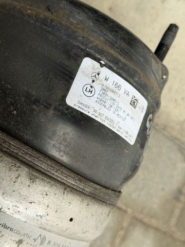 A1663206713 MERCEDES Амортизатор передний левый купить в Одесса