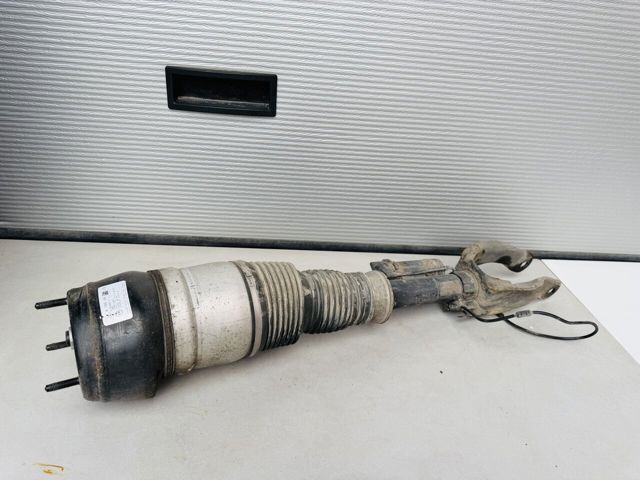 Амортизатор подвески передний левый A1663206713 MERCEDES