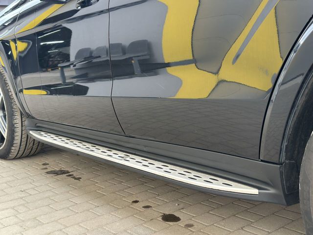 Накладка на порог левая A1666900075 MERCEDES