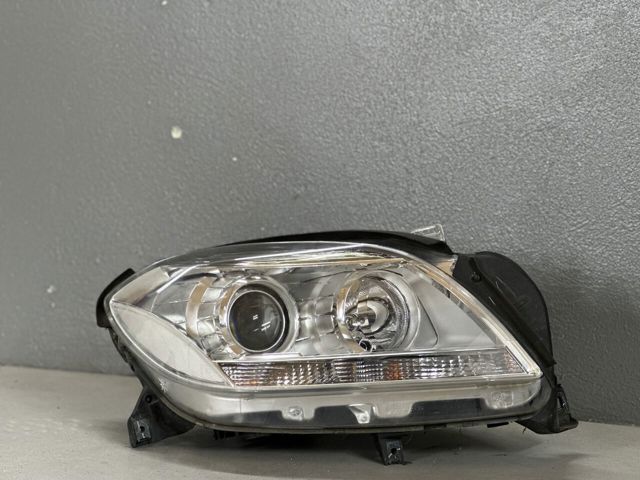 A1668204959 MERCEDES Фара правая купить в Днепр