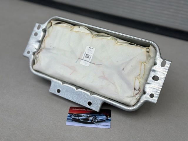 Подушка безопасности боковая A1668600302 MERCEDES