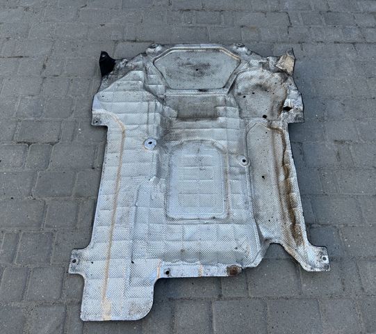 Защита двигателя задняя A2045203323 MERCEDES