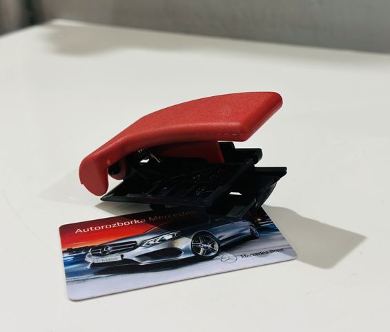 Рычаг открывания капота A2048800120 MERCEDES