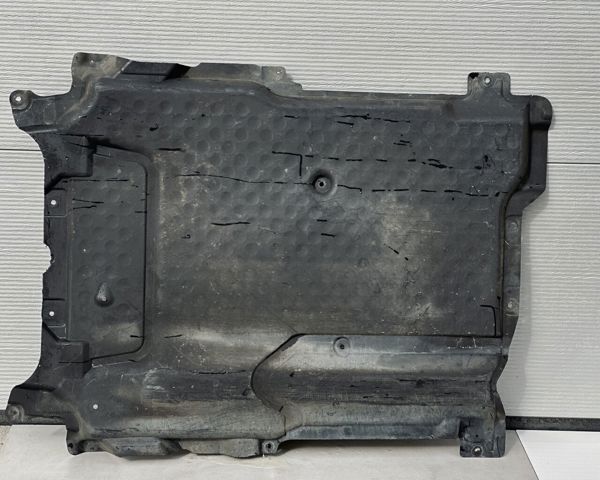 A2055200423 MERCEDES Защита двигателя задняя купить в Киев
