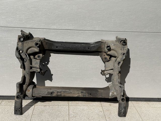 Передняя балка A2056280057 MERCEDES