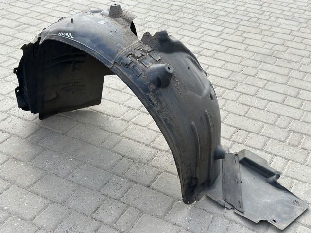 Подкрылок переднего крыла, левый передний A2056903301 MERCEDES