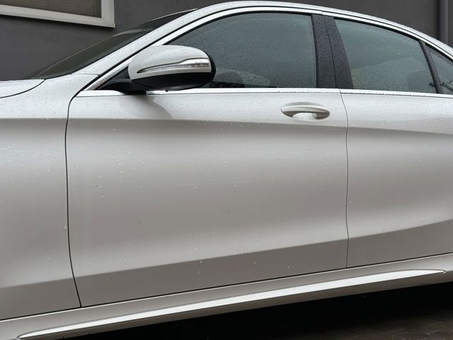 Водительская дверь Mercedes C