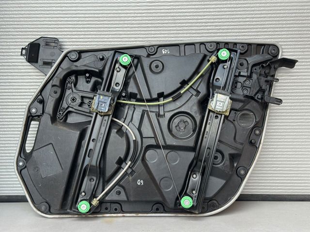 MERCEDES A2057204923 Стеклоподъемник передней левой двери в наличии Николаев