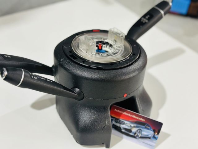 Переключатель подрулевой A2059007512 MERCEDES