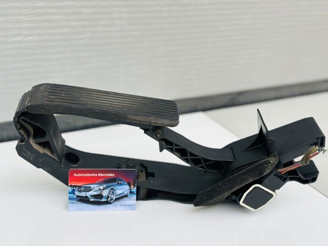 Педали газа A2113000904 MERCEDES