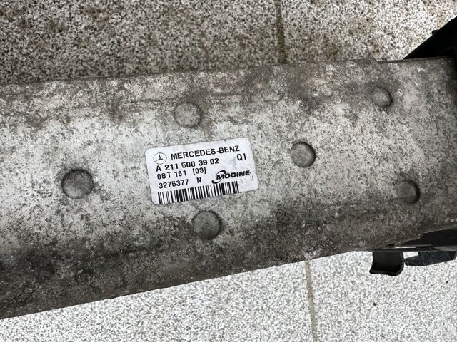 A2115003902 MERCEDES Радиатор интеркуллера купить в Украина