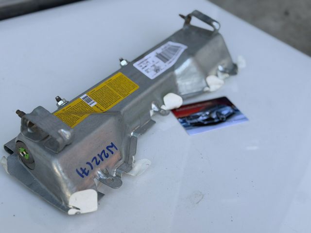 Подушка Айрбег водителя защиты коленей A2128601002 MERCEDES