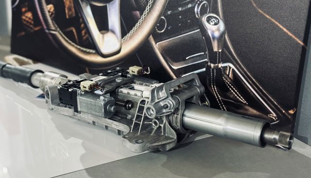 MERCEDES A2134608300 Рулевая колонка в наличии Кривой Рог