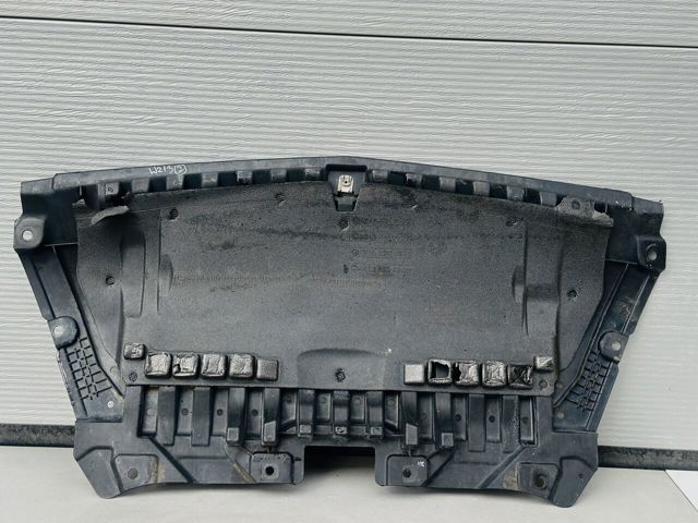 MERCEDES A2135200200 Защита бампера переднего в наличии Киев