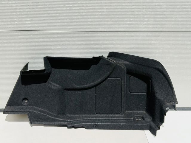 Облицовка багажного отсека, правая A2136903025 MERCEDES