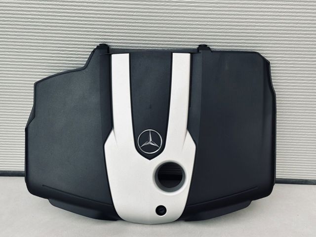 Крышка мотора декоративная A6510108412 MERCEDES