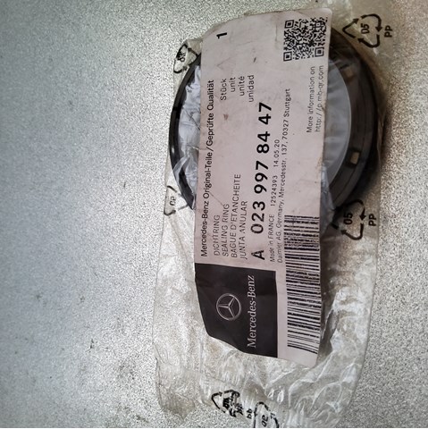 A0239978447 MERCEDES Сальник коленвала купить в Ровно