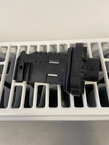 BMW 13627602038 Датчик потока (расхода) воздуха, расходомер M.A.F. - (Mass Airflow) в наличии Каменское