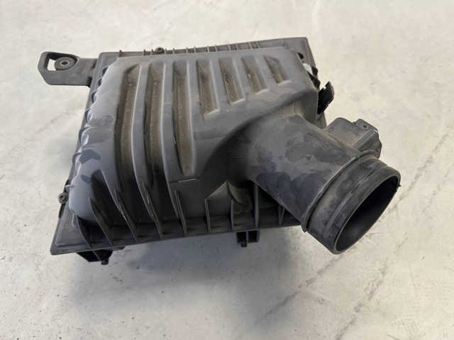 13717609482 BMW Корпус фильтра купить в Киев