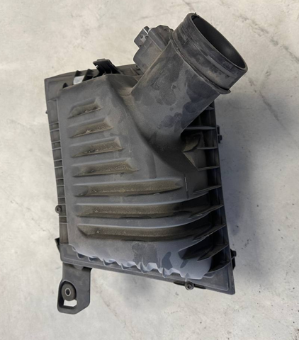 13717609482 BMW Корпус воздушного фильтра купить в Сумы