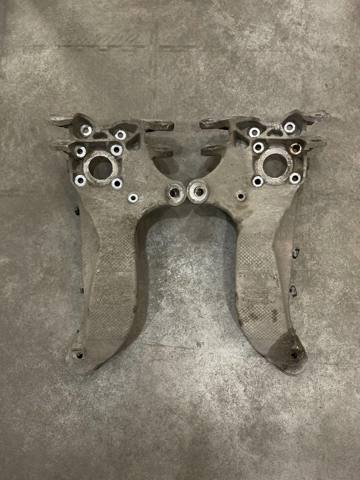 33329805657 BMW Рычаг (тяга) задней подвески продольный нижний левый купить в Днепр