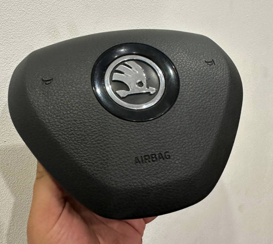 Подушка безопасности водителя 3T0880201F VAG