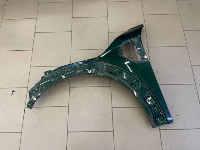 Переднее левое крыло 41007449377 BMW
