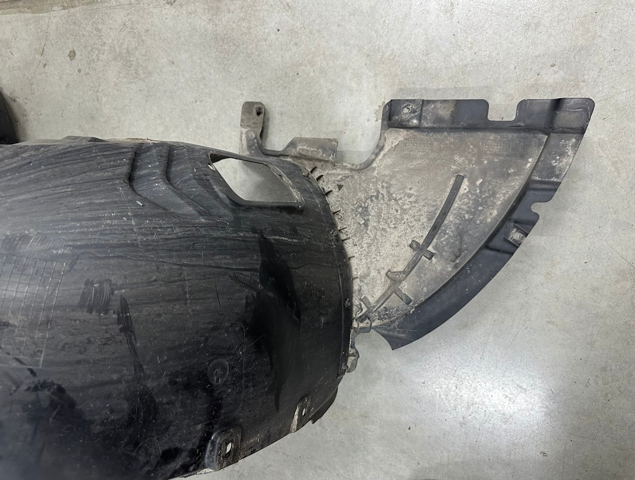 51115A3C7F2 BMW купить в Сумы