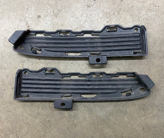 51117355239 Молдинг решетки бампера переднего левый купить Житомир