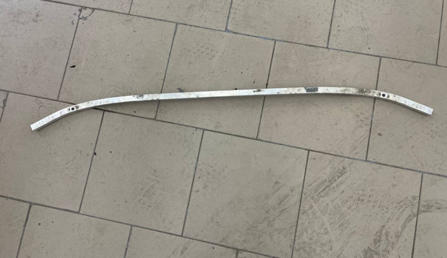 Шина бампера переднего 51117378735 BMW
