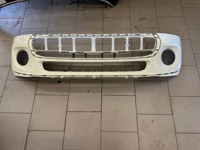 Кожух бампера переднего 51117379432 BMW