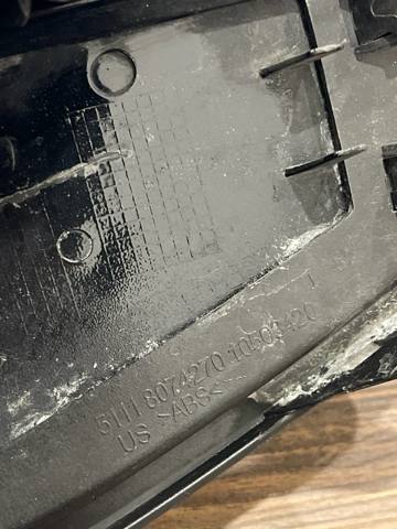 BMW 51118074270 Молдинг решетки бампера переднего правый в наличии Львов